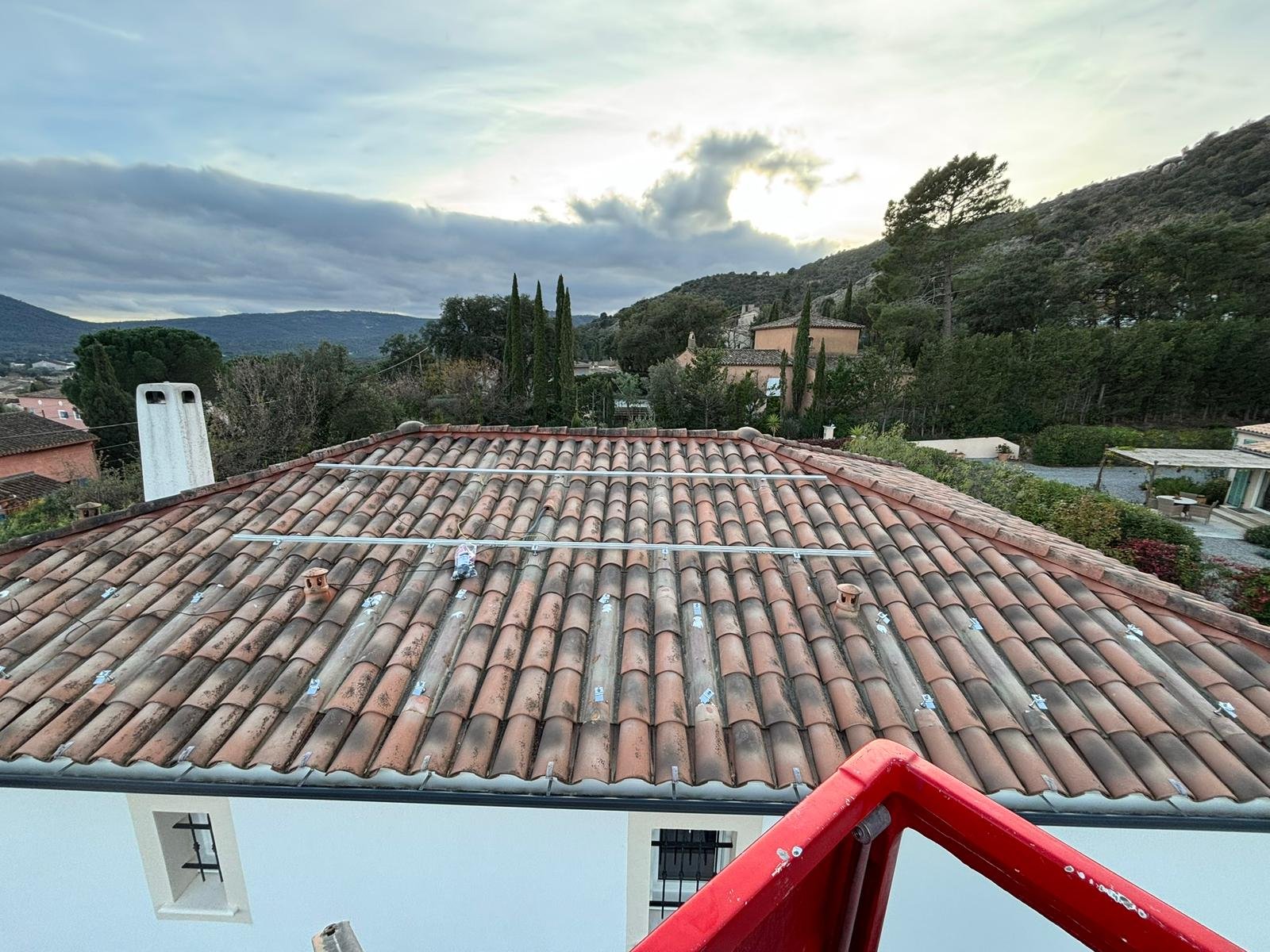 Réalisation installation panneaux solaires Draguignan Dracénie